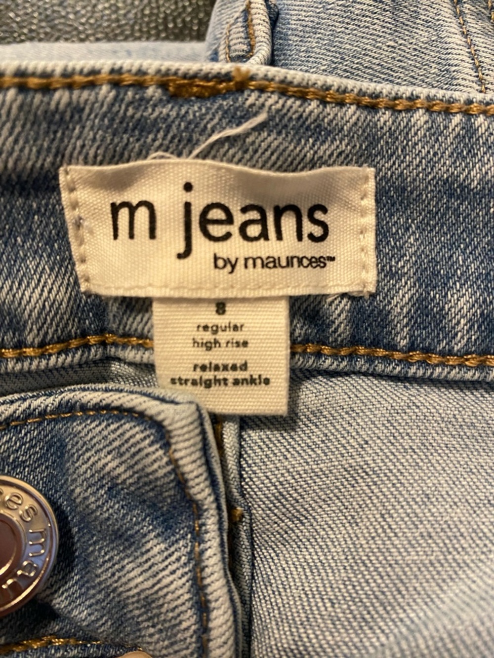 Light Wash Women's Straight-Leg Ankle Jeans - Light Blue - Picture 2 of 3